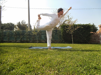 Yoga Sathya Deva Via Dante Alighieri, 6, 35020 Pernumia PD, Italia