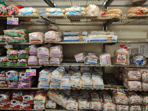 Produce Market «ShopRite of Bound Brook», reviews and photos, 611 W Union Ave, Bound Brook, NJ 08805, USA