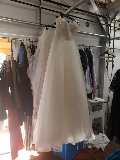 Dry Cleaner «VENICE BEACH CLEANERS», reviews and photos, 1718 Main St, Venice, CA 90291, USA