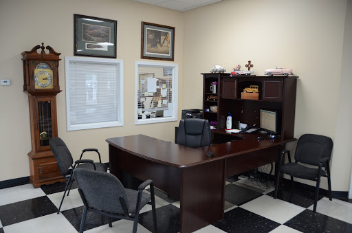 Used Car Dealer «Tradition Auto Sales», reviews and photos, 1692 S Green St, Henderson, KY 42420, USA