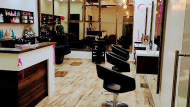 Tushar The Coiffure