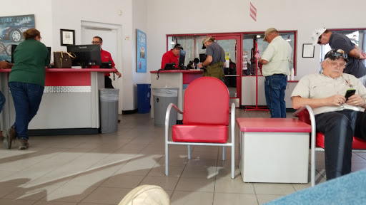 Tire Shop «Discount Tire Store - Kerrville, TX», reviews and photos, 1180 Junction Hwy., Kerrville, TX 78028, USA