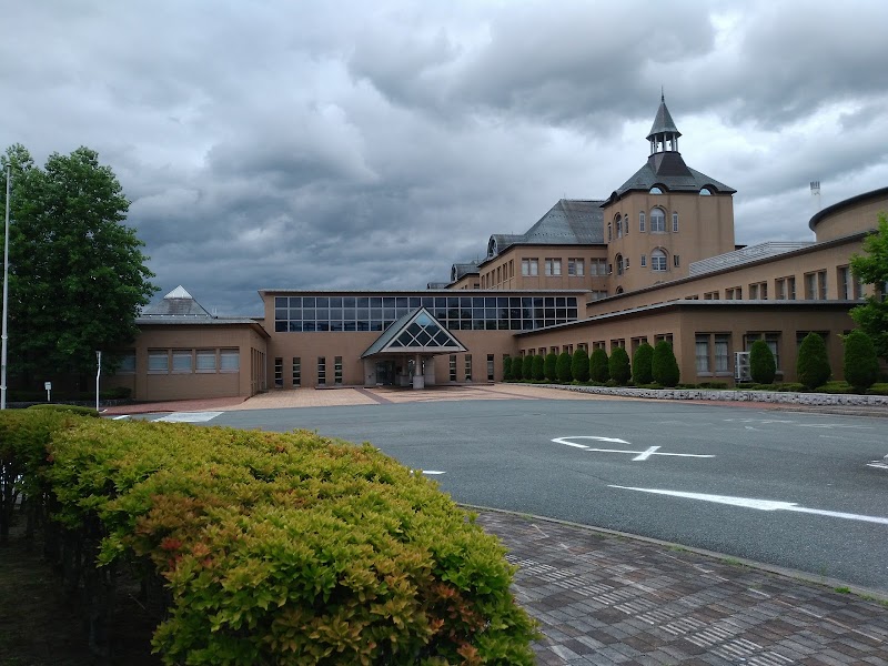 山形県立保健医療大学 山形県山形市上柳 公立大学 公立大学 グルコミ