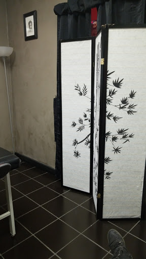 Tattoo Shop «Liberty Tattoo Inc», reviews and photos, 1027 N Milwaukee Ave, Libertyville, IL 60048, USA