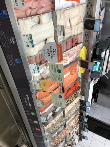 Grocery Store «Whole Foods Market», reviews and photos, 90 E Putnam Ave, Greenwich, CT 06830, USA