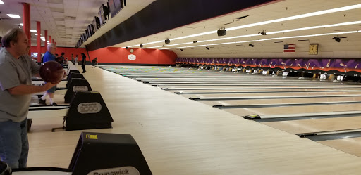 Bowling Alley «AMF Pinole Valley Lanes», reviews and photos, 1580 Pinole Valley Rd, Pinole, CA 94564, USA