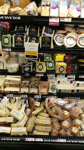 Grocery Store «Hannaford Supermarket», reviews and photos, 532 Main St,Route 1, Saco, ME 04072, USA