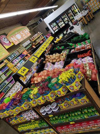 Grocery Store «Grocery Outlet Bargain Market», reviews and photos, 960 Roosevelt Ave, Enumclaw, WA 98022, USA