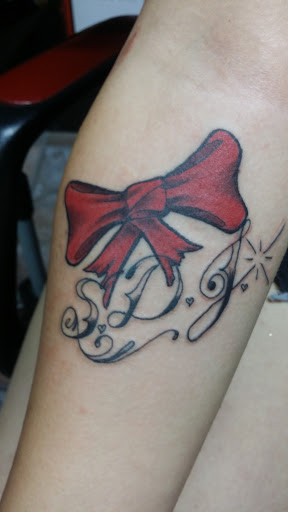 Tattoo Shop «Dungeon Tattooz», reviews and photos, 2834 S Sherwood Forest Blvd, Baton Rouge, LA 70816, USA