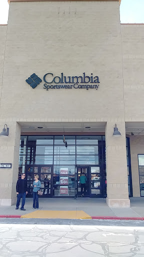 Sportswear Store «Columbia Sportswear Outlet Store at Tanger Outlet Center», reviews and photos, 6699 N Landmark Dr e, Park City, UT 84098, USA