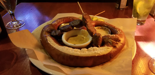 Event Venue «Fourth Street Live!», reviews and photos, 400 S 4th St, Louisville, KY 40202, USA