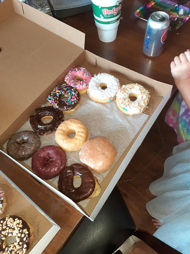 Donut Shop «Donut Delight», reviews and photos, 660 Providence Blvd # 500, Clarksville, TN 37042, USA