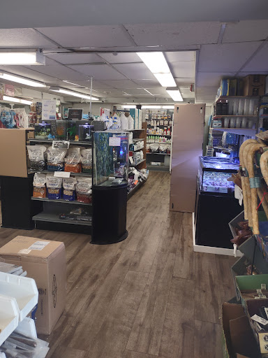 Pet Store «Fish Bowl Aquarium & Pet Mart», reviews and photos, 725 Providence St, West Warwick, RI 02893, USA