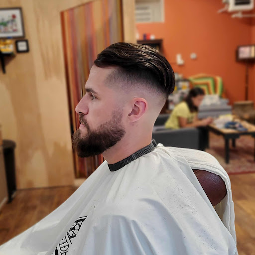 Barber Shop «Traunik Barbershop», reviews and photos, 4022 N Wilson Dr, Shorewood, WI 53211, USA