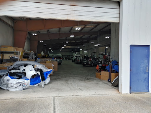 Auto Body Shop «Gerber Collision & Glass», reviews and photos, 6933 Vickie Cir, West Melbourne, FL 32904, USA