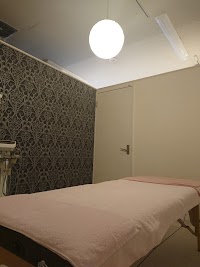 aging care salon cee