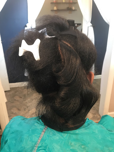 Hairdresser «Flawless Hair Studios & Hair Boutique», reviews and photos, 603 J Clyde Morris Blvd #2, Newport News, VA 23601, USA