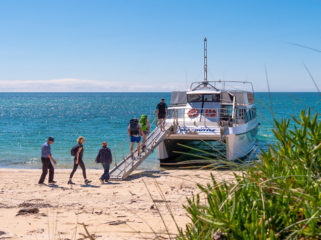 Abel Tasman Sea Shuttles - Travel Agency