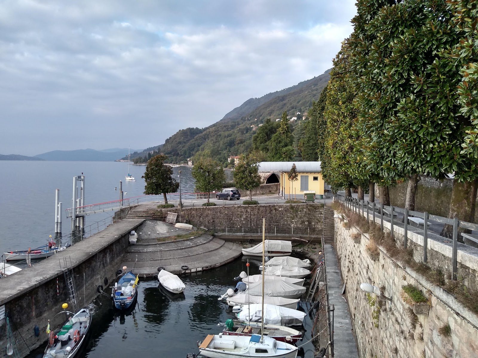 Photo of Spiaggia di Oggebbio and the settlement