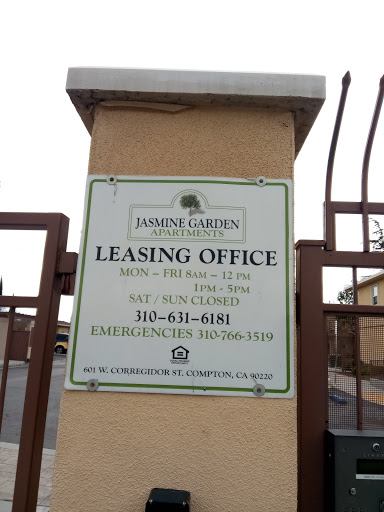 Grocery Store «Miracle Market», reviews and photos, 800 W Alondra Blvd, Compton, CA 90220, USA