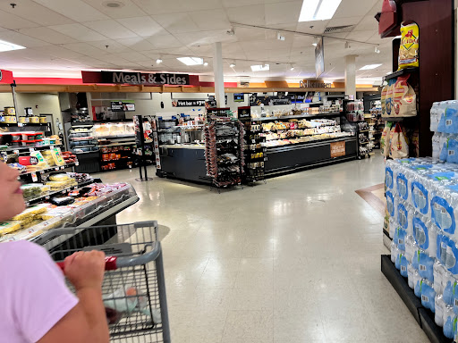 Grocery Store «Giant Food Stores», reviews and photos, 550 Centerville Rd, Lancaster, PA 17601, USA