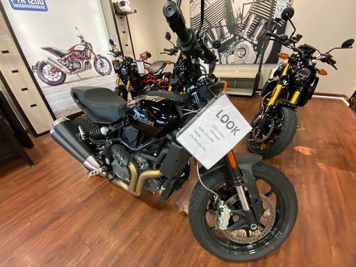 Motorcycle Dealer «BMW, Indian, and Slingshot Woodlands», reviews and photos, 198 Ed English Dr, Shenandoah, TX 77385, USA