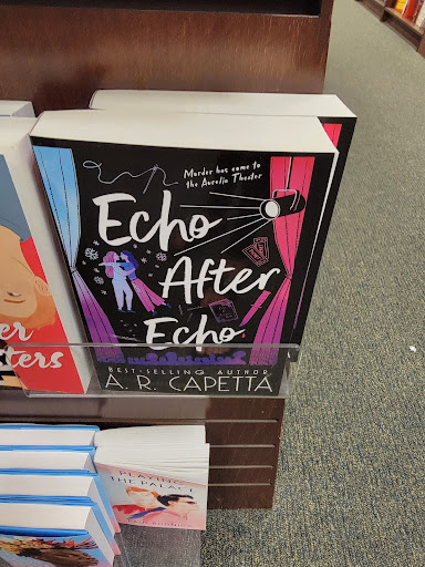 Book Store «Barnes & Noble Booksellers Libbie Place», reviews and photos, 5501 W Broad St, Richmond, VA 23230, USA