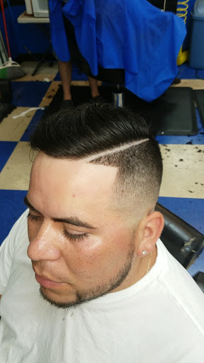 Barber Shop «Flow Barber Shop», reviews and photos, 4925 W Market St #1107, Greensboro, NC 27407, USA