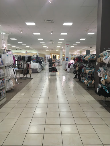 Department Store «JCPenney», reviews and photos, 2421 Cranberry Hwy #290, Wareham, MA 02571, USA