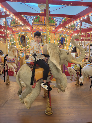 Shopping Mall «The Shoppes at Buckland Hills», reviews and photos, 194 Buckland Hills Dr, Manchester, CT 06042, USA