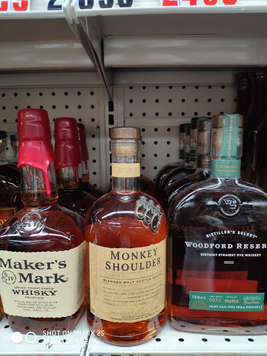 Liquor Store «5203 Ca Liquors Inc», reviews and photos, 5203 Broadway, Bronx, NY 10463, USA