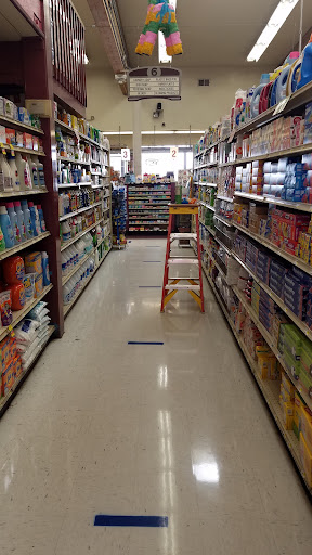 Grocery Store «Gualala Supermarket», reviews and photos, 39225 CA-1, Gualala, CA 95445, USA