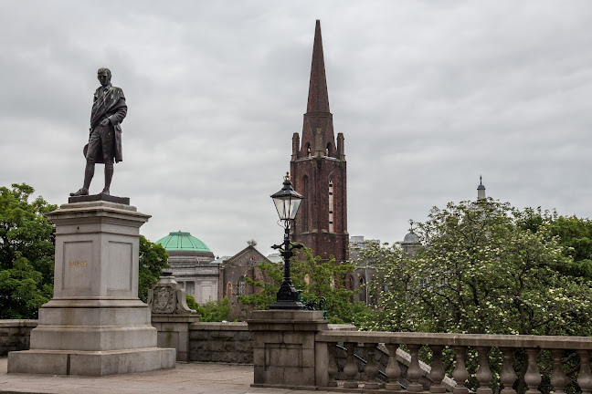 Robert Burns Statue - Aberdeen
