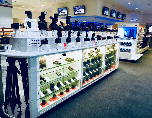 Electronics Store «Abt», reviews and photos, 1200 N Milwaukee Ave, Glenview, IL 60025, USA