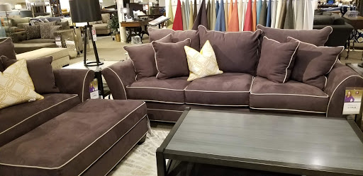 Furniture Store «Art Van Furniture - Shelby Township», reviews and photos, 14055 Hall Rd, Shelby Charter Township, MI 48315, USA