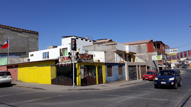 Opiniones de Salchipapas El Bajon. en Alto Hospicio - Restaurante
