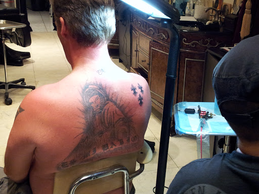 Tattoo Shop «Miami Tattoo Co.», reviews and photos, 1218 Washington Ave, Miami Beach, FL 33139, USA