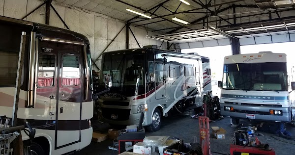 AF1QipM2I2ujmPYd9l6Jp7OYa2D66ix OFsGu7zCCSdj=w600