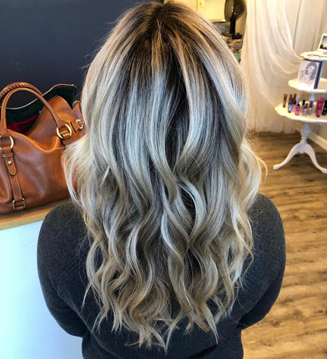 Beauty Salon «La Bella Chic Salon & Blow-Dry Bar», reviews and photos, 1501 Cedar Rd #104, Chesapeake, VA 23322, USA