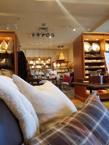 Furniture Store «Pottery Barn», reviews and photos, 403 Chestnut Ridge Rd #5, Woodcliff Lake, NJ 07677, USA