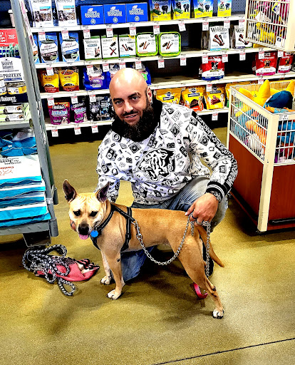 Pet Supply Store «PetSmart», reviews and photos, 700 Lafayette Rd #211, Seabrook, NH 03874, USA