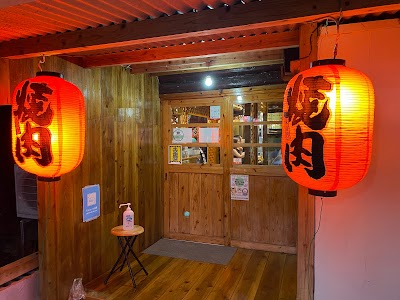 焼肉やらます