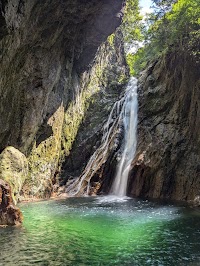 立合川大滝