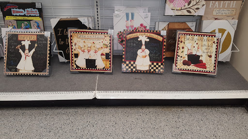 Clothing Store «Ross Dress for Less», reviews and photos, 11720 Medlock Bridge Rd, Johns Creek, GA 30097, USA