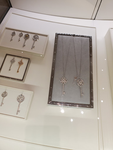 Jewelry Store «Tiffany & Co.», reviews and photos, 114 NE 39th St, Miami, FL 33137, USA