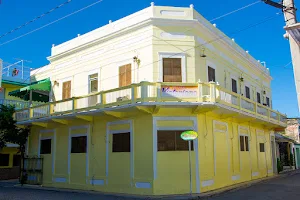 Hotel Victoriano image