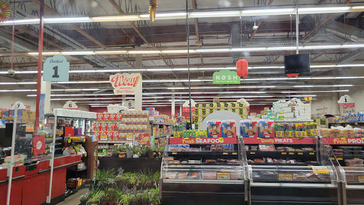 Grocery Store «Grocery Outlet Bargain Market», reviews and photos, 331 N Capitol Ave B, San Jose, CA 95133, USA