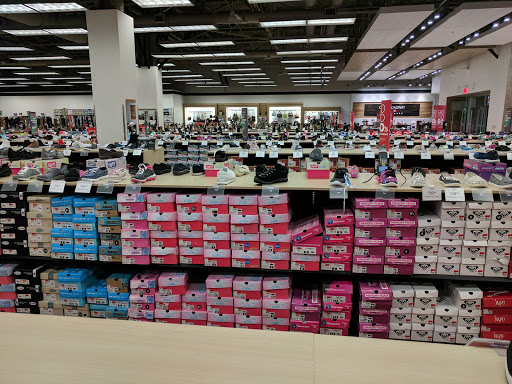 Shoe Store «Off Broadway Shoe Warehouse», reviews and photos, 125 Great Mall Dr, Milpitas, CA 95035, USA