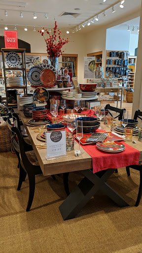 Kitchen Supply Store «Williams-Sonoma», reviews and photos, 9722 Great Hills Trail #150, Austin, TX 78759, USA