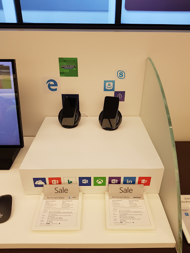 Computer Store «Microsoft Store», reviews and photos, 116 Bellevue Way NE, Bellevue, WA 98004, USA